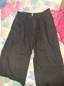Uniqlo Black Jeans