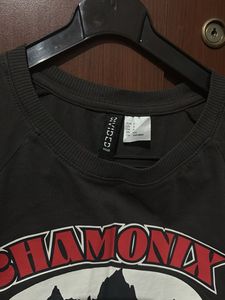 Chamonix Graphic Crop Top