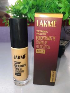 Lakme Forever Matte Foundation