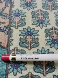 MYGLAMM LIP LINER( Price Drop)