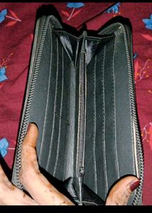 Geometric Reflective Wallet