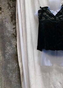 293010. Floral Velvet Vest