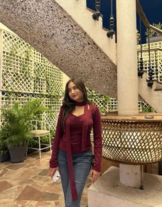 savana Burgundy scarf top