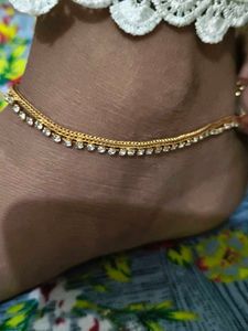 Golden Anklet Pair With Stone Work