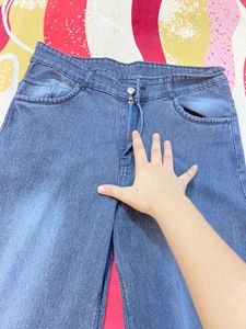 Straight Jeans