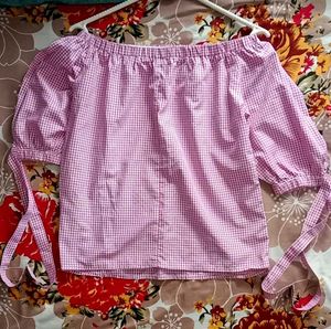 Pink Gingham Top with Floral Embroidery 🌷