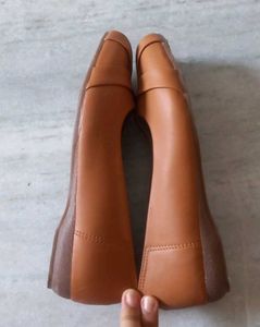 🌸Perfect Brown Ballets🩰 - Size 6