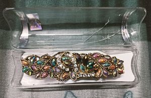 New Hair Clip With Box Without Tag