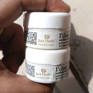 I&#39;CLEAR NOURISHING UNDER EYE GEL Pack Of 2