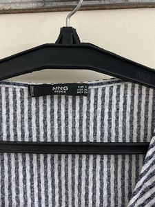MNG MANGO RUFFLE TOP