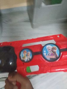 Frozen Water Gun
