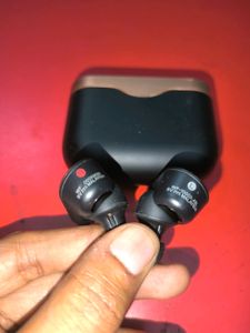 Sony WF-1000XM3 ANC Earbuds Worth ₹15000