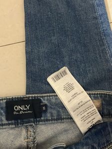 ONLY Distressed Jeans