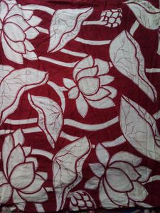 Womens Red With White Cotton Saree.