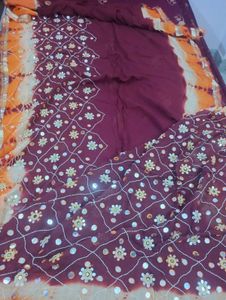 Elegant Ethnic Saree . gadhchola and zari Mirror w