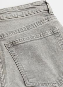 H&amp;M Straight Regular Ankle Jeans