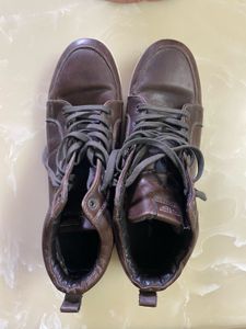 RedTape Leather Look Casual Brown Shoes