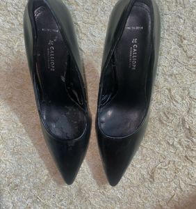 Calliope Black Pointed Heels