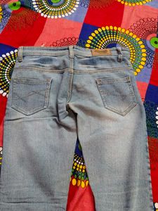 Light Wash Denim Jeans