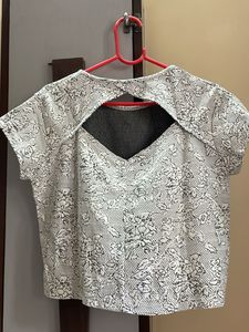 Jacquard Texture Crop Tee