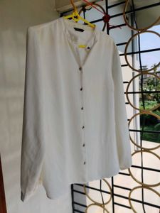 Offwhite Shirt With Metal Button