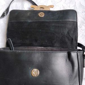 H&amp;M Stylish Shoulder Bag✨🖤