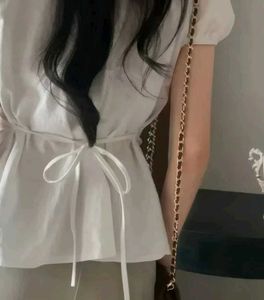 Savana White Bow Top