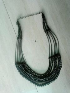 3 Neckless