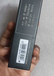 Lakme Glitterati Luminous Skin Tint