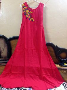 Red Sleeveless Embroidered  Dress