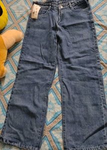 UNISEX STRAIGHT LEG JEANS