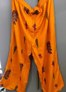 Desi Weaves Printed Mustard Kurti