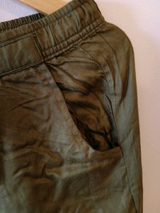 Zara Olive Green Casual Trousers