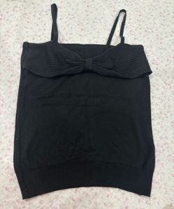 • Black Slim-Fit Sexy Top – Must-Have Wardrobe