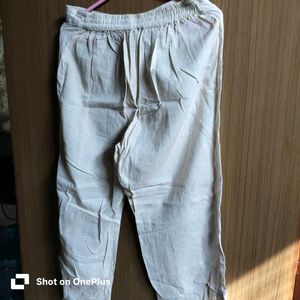 Brand new elegant white pants/legging