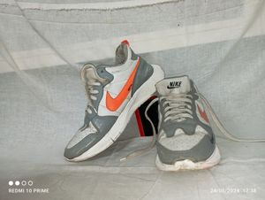 Nike Sneakers