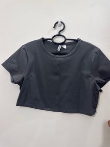 Black H&M Crop Top, L Size