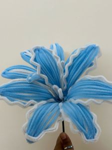 Blue Lily 🩵Pipe cleaner flowers