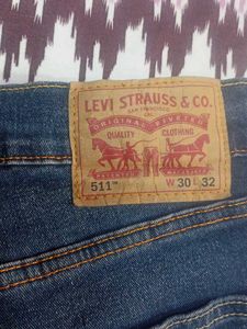 Levi&#39;s Jeans - Dark Wash Denim