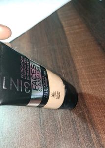 Faces Canada All Day Hydra Matte Foundation