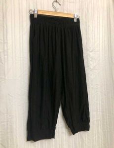 Black Stylish Capri
