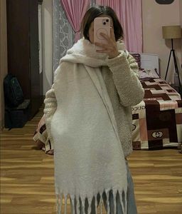 🤍Cozy Cream Fringe Scarf🤍