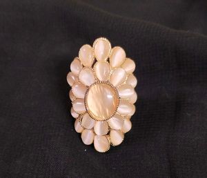 Elegant Flower Ring