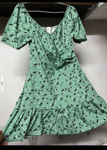 Green Floral Print Mini Dress🫶🏻🥹