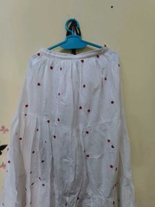 Red Heart White Maxi Skirt