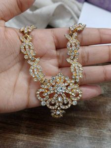 Elegant Rhinestone Necklace &amp; Earring Set