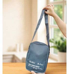 Classic Messenger Bag