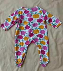 Babyhug Sleep suit 🍎