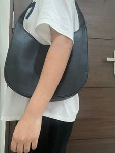 Black Cresent Shape Hand Bag