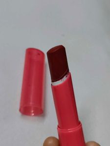 Combo of 2 Lip Colors (Baolishi And Splash brands)
